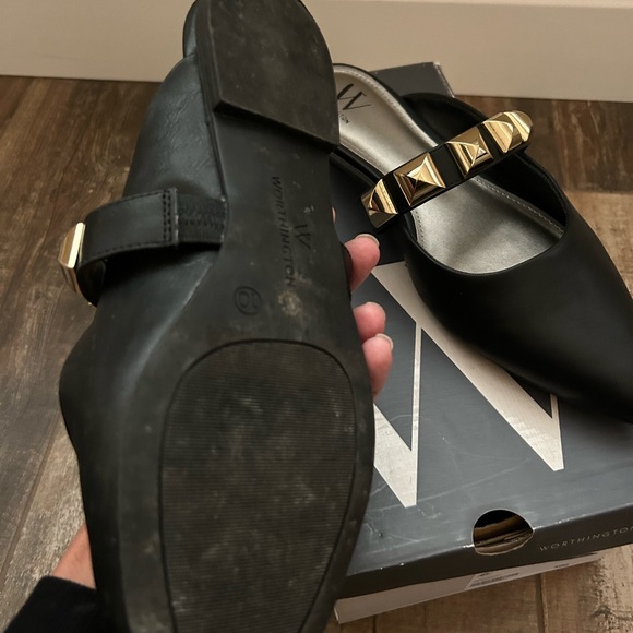 Worthington Connor Black Mules with Gold Studs - Picture 3 of 4